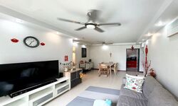 Blk 649 Eastdale (Punggol), HDB 4 Rooms #538001311